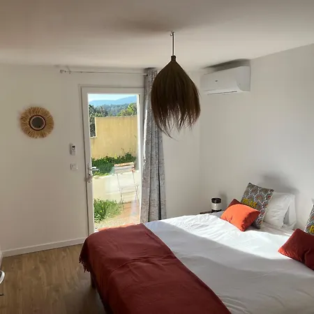 Guest house Heliopolis Ventiseri