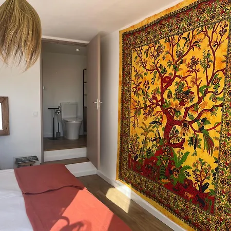 Guest house Heliopolis Ventiseri